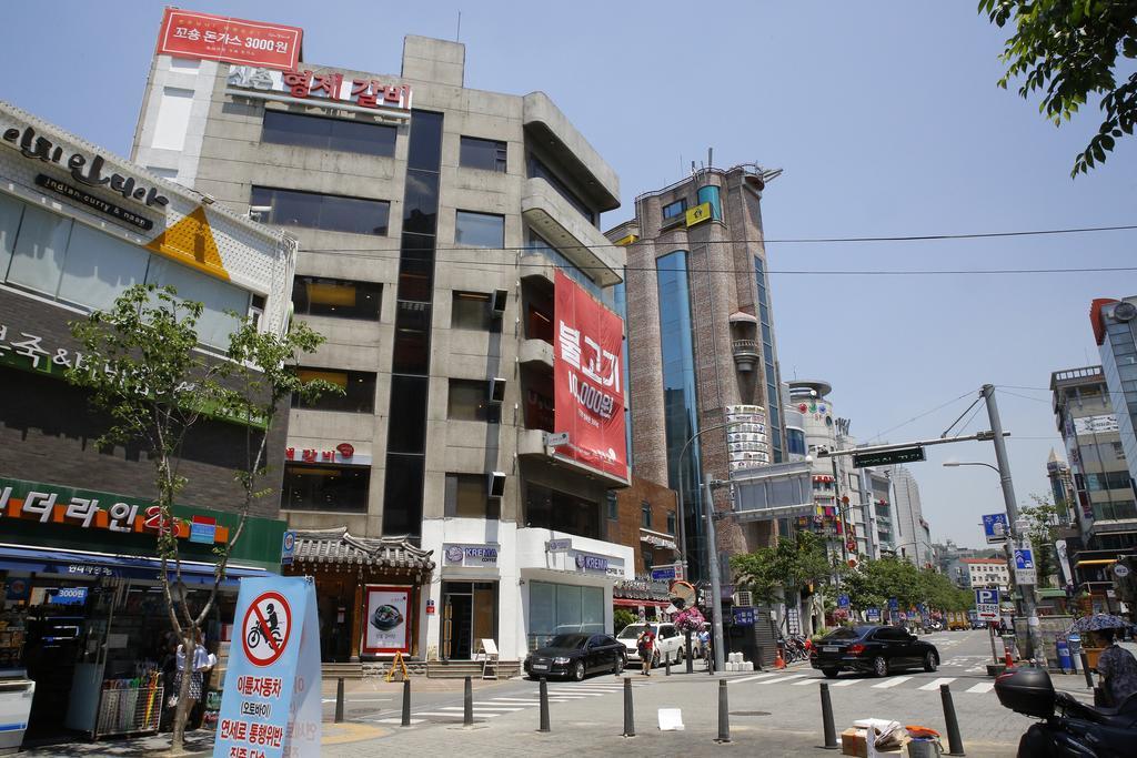 24 Guesthouse Sinchon Avenue 首爾 外观 照片